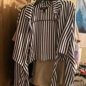 Crop top blouse navy blue color whit strips ties in front